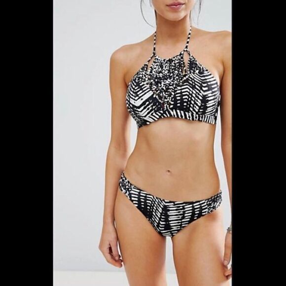 Dolce Vita Ikat print bikini. NWOT - Picture 4 of 12
